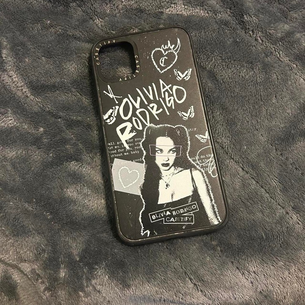Olivia rodrigo exclusive casetify phone case - iphone 11 pro max